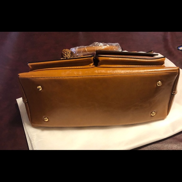 SALE Dooney and Bourke Kingston Natural - NWT - Picture 10 of 16